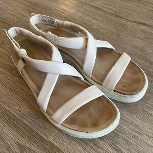 ECCO Cream Leather Sandals size EU 41 / US 10